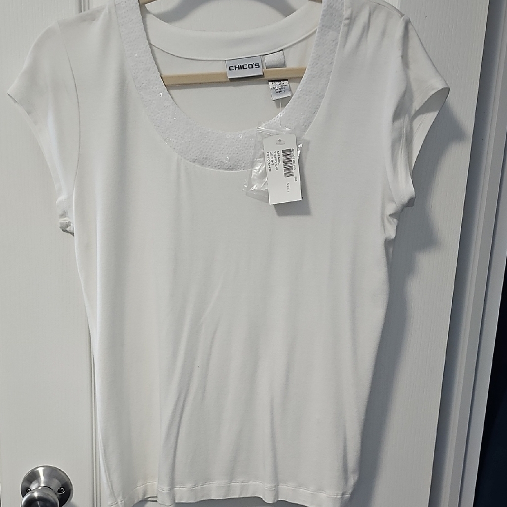 Chico's Classic White Short Sleeve Tee